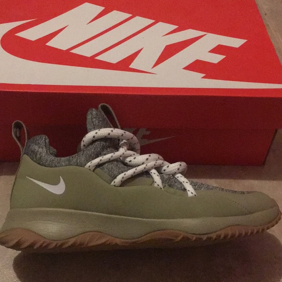 Nike | Shoes | W Nike City Loop | Poshmark